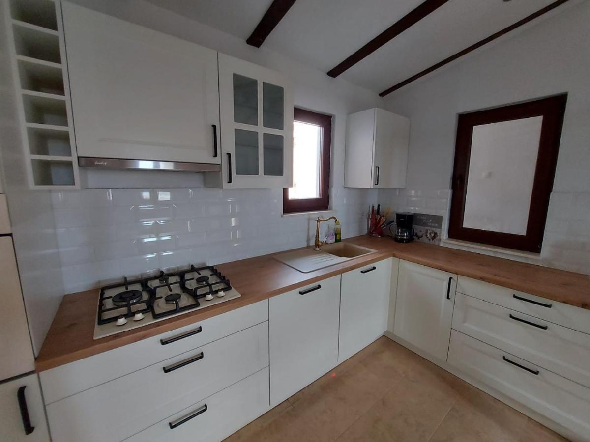 Holiday House Pag Zubovići Kültér fotó