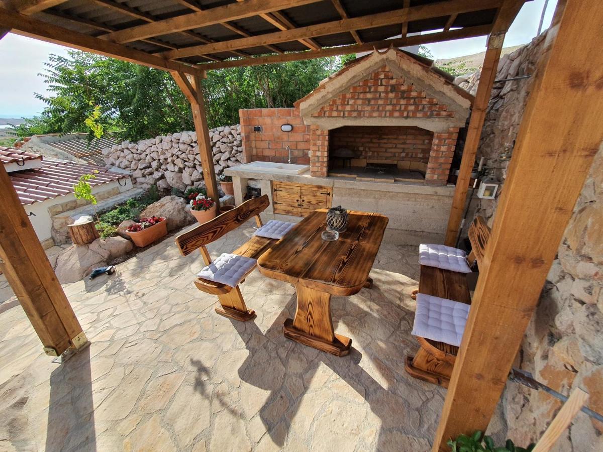 Holiday House Pag Zubovići Kültér fotó